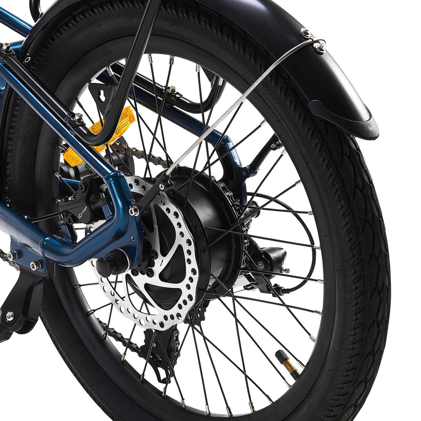 Hygge-Virum-Step-Foldable-Blue-rear-wheel-with-hyraulic-disc-breaks