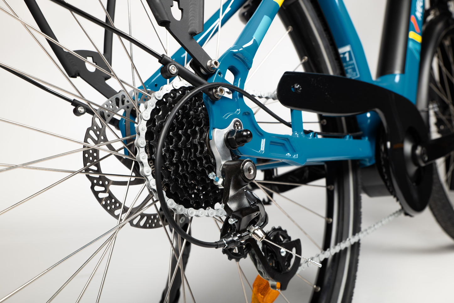 Neomouv-Elaia-2-NG-Right-Side-Blue-Rear-Cassette
